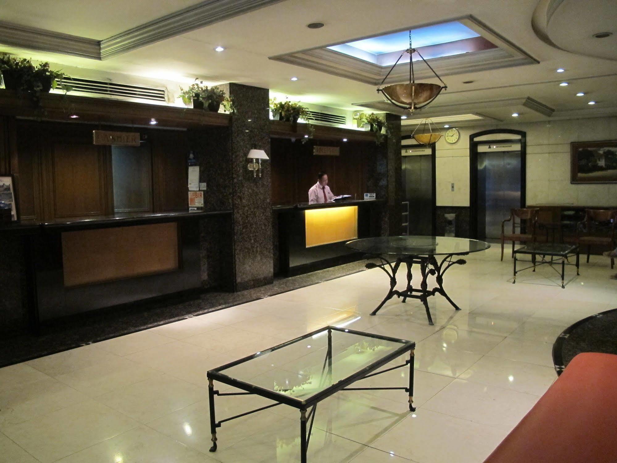 Mabini Mansion Hotel & Residential Suites Manila Exterior foto